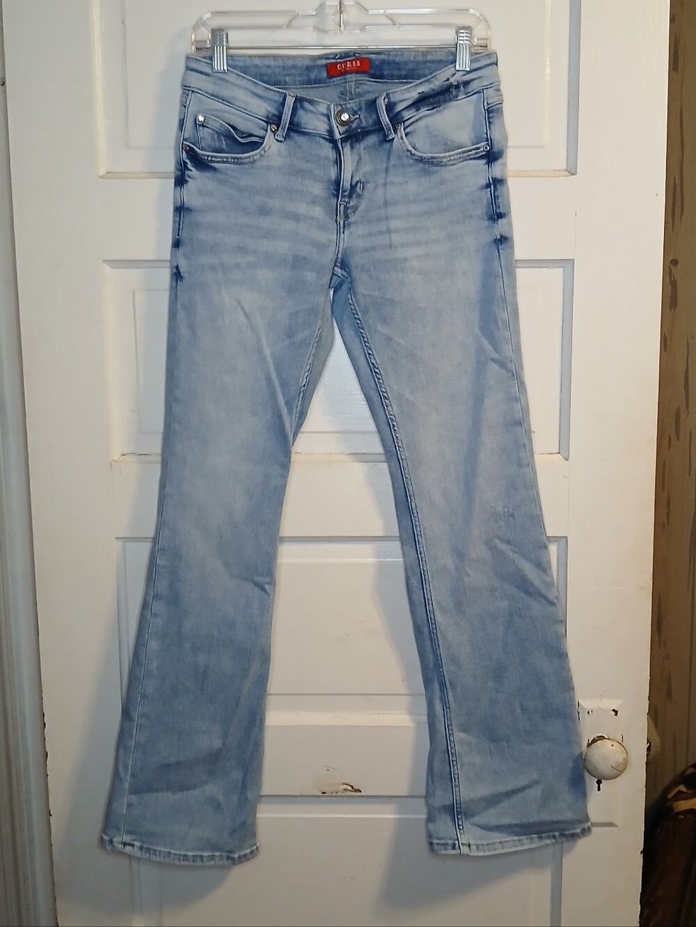 GUESS Women’s 29x32 Low Rise Flare Jeans Light Wash Rhinestone Flap Pockets